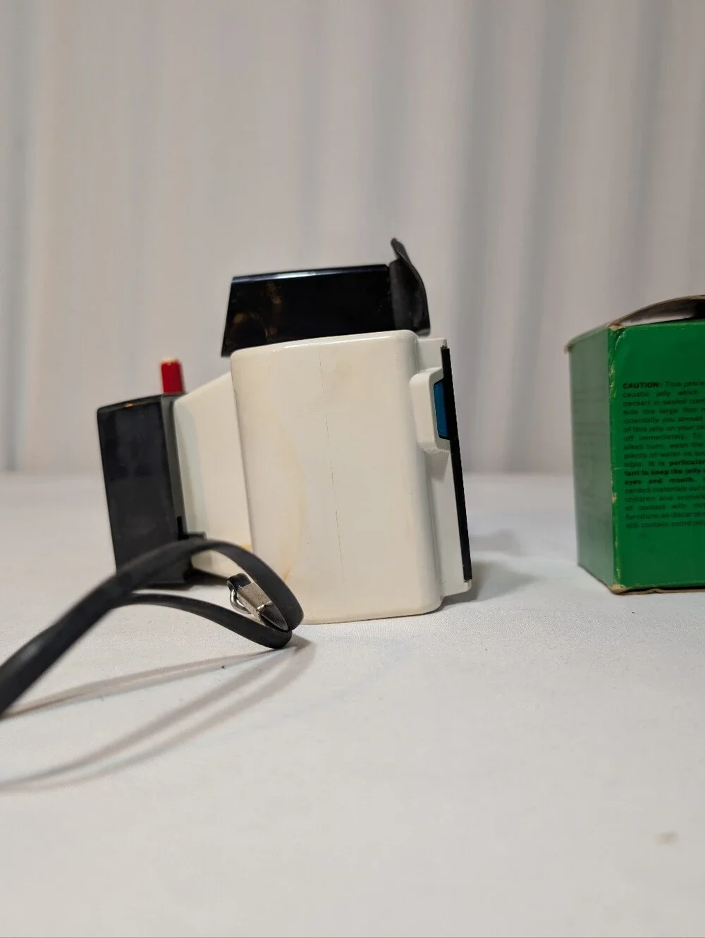 Vintage Polaroid Swinger Model 20 Instant Film Land Camera W Film & Leather Case